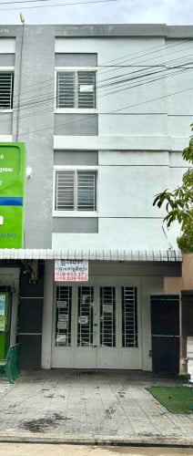 ផ្ទះលក់បន្ទាន់ក្រោមតម្លៃក្រោមទីផ្សារខ្លាំង