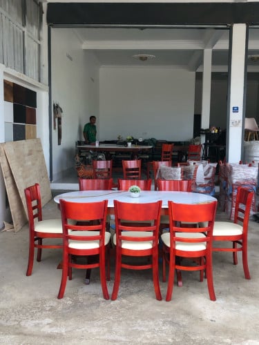 តុបាយជើងក្រឡឹង