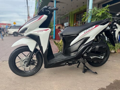 Click 2020 ក្រដាស់ពន្ធ