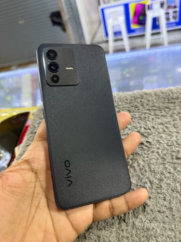 Vivo V23 5G Ram12G Memory256G ក្រុមហ៊ុនសុីមពីរ មានឆ្នាំងសាក