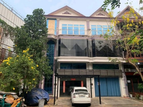 ប្លង់រឹង