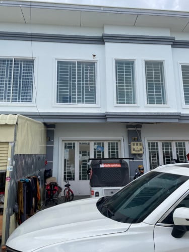 ផ្ទះលក់បន្ទាន់