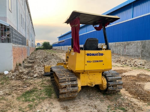 អាប៊ុលជួល