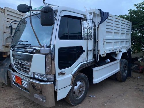 ឡានដីជួល