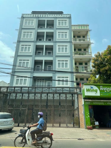 អាគារស្អាតសំរាប់ជួលនៅលើផ្លូវធំទួលគោក