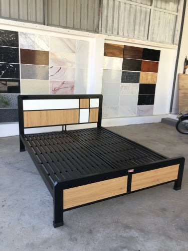 គ្រែដែក 160*200cm
