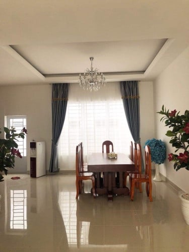 ផ្ទះលក់ស្អាតទីតាំងនៅ បុរីពិភពថ្មីតាខ្មៅ 2, ផ្ទះលេខ 80, ផ្លូវលេខ 07​ ទំហំ : ផ្ទះ​ 8.10​ x​ 13​ ម៉ែត្រ