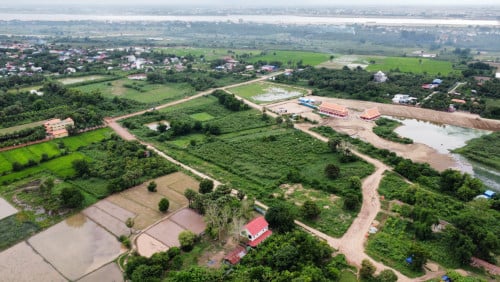 ដីលក់ច្រើនទីតាំងតម្លៃធូៗ នៅអារិយក្សត្រ    -S213