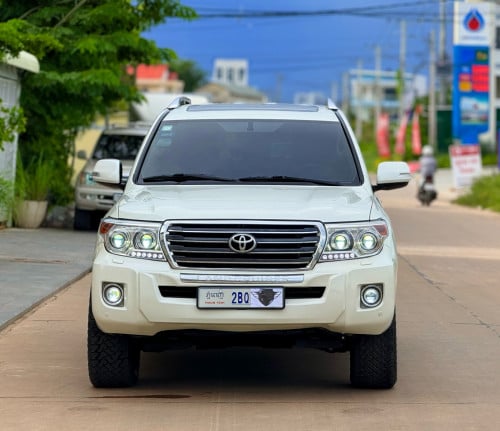 Land Cruiser GXR V6 Full Option 2013 សកាម៉ៃ