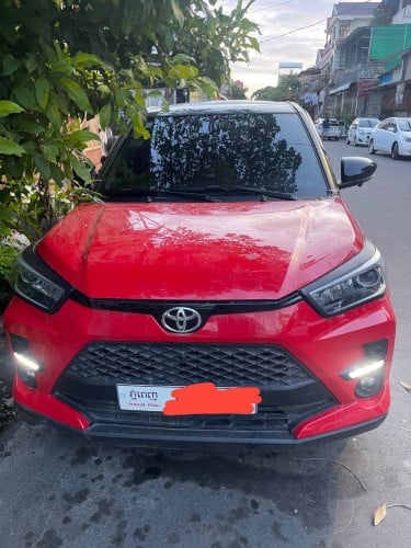 Toyota Raize 2023 14000km price 19500$