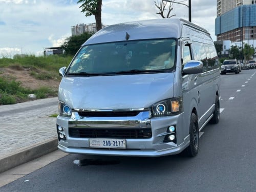 រថយន្ត​ជួល​