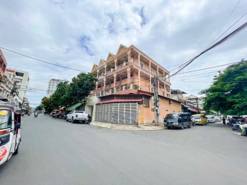 ផ្ទះអាជីវកម្ម សម្រាប់លក់