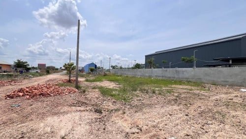 ដីលក់ ទំហំ 15*20