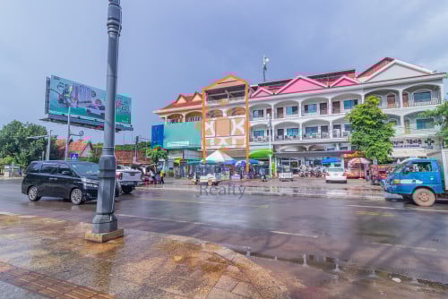 ផ្ទះអាជីរកម្មលក់ក្នុងក្រុងសៀមរាប-ផ្លូវ60/Commercial Building for Sale in Siem Reap City-St. 60
