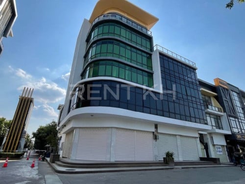 អាគារកែងសម្រាប់ជួលនៅបុរី ប៉េង ហួត ៦ អា / Corner Building for Rent at Borey Peng Huot 6A