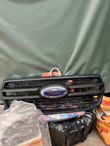 ប៉ាណាមុខ Ford XL 2024 ស្អាតដូចថ្មីដោះចេញពីឡាន