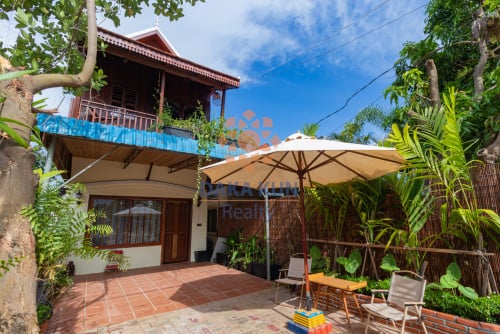 ផ្ទះឈើលក់នៅក្នុងក្រុងសៀមរាប-ជិតផ្សារម៉ាក្រូ/Wooden House for Sale in Siem Reap City near Makro