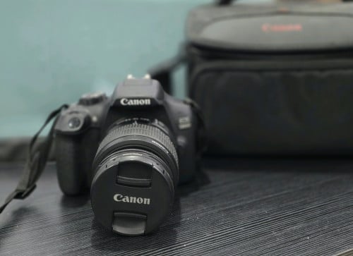 Canon EOS 1300D
