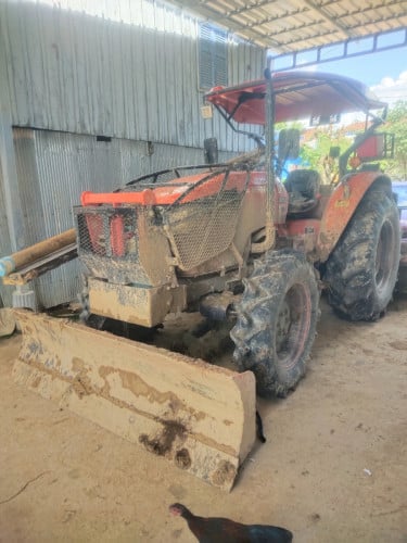 M6040 ឆ្នាំ2023 ត្រាក់នៅសំនុំស្អាតមិនទាន់ប៉ះសោ