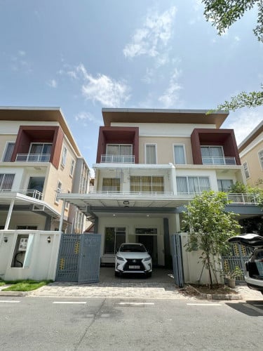 Twin Villa 4 Bedrooms For Rent in Borey Orkide 6A