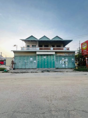 ️ ផ្ទះ​កែង លក់​ រឺ​ ជួល​ 1ល្វែង ទំហំ​ 5x 20 សល់ក្រោយផ្ទះ​ និង ចំហៀងផ្ទះ+ ប្លង់ រឹង ជិតផ្សារសែនសុខ