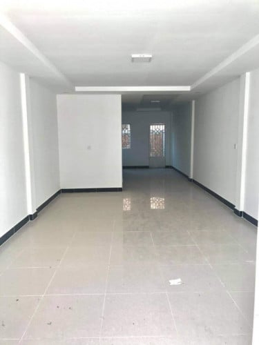 🏠🌟 ផ្ទះលក់បន្ទាន់នៅថ្មី ថែមប្លង់រឹង