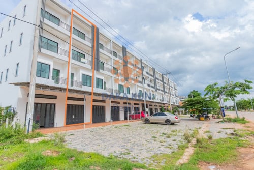 5 Bedrooms House for Rent in Siem Reap City-Svay Dangkum