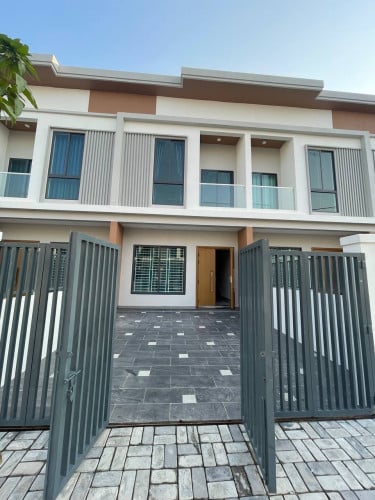 House For Rent /Sewa Rumah