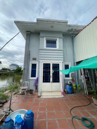 ផ្ទះ សម្រាប់លក់ មានប្លង់រឹង