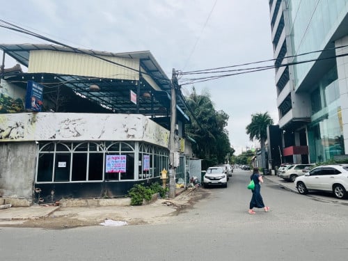 ហាងសម្រាប់ជួល