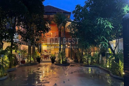 Dabest Properties: Charming 3 Bedroom Wooden House For Rent In Siem Reap - Sala Kamreuk