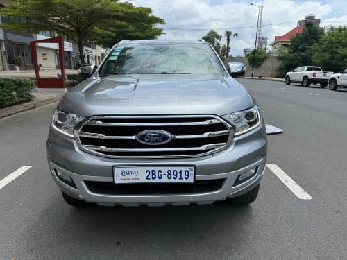 Ford Everest TITANIUM Full ,Year:2019 ម្ចាស់ដើម សោរ2គ្រាប់