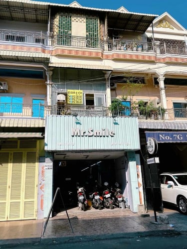 ផ្ទះអាជីវកម្មសម្រាប់លក់(បន្ទាន់) នៅផ្លូវសកលវិទ្យាល័យបញ្ញាជាតិ ផ្លូវ253