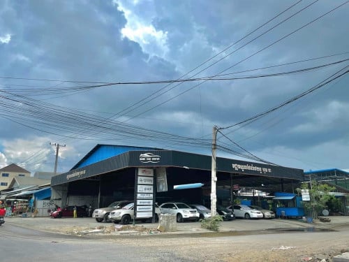 ឃ្លាំងសំរាបជួល 25x25 2000$ ចរចា ( ចំកាដូង )