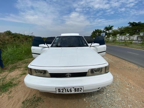 Toyota Camry 1990