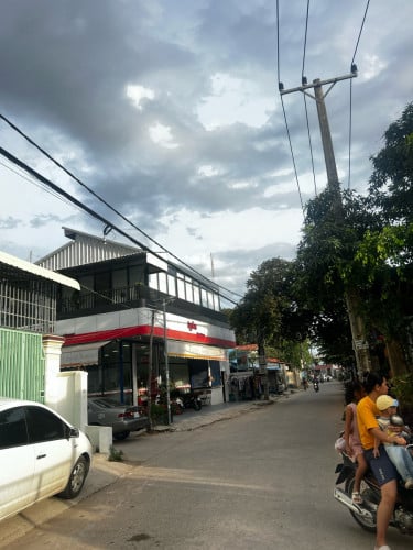 ផ្ទះកែងរកស៊ីបាន