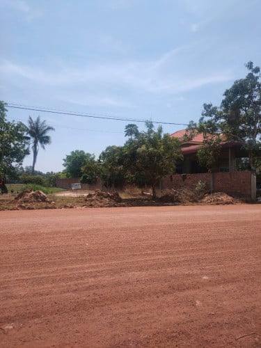 ដីលក់ (Land For Sale)