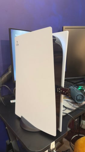 ម៉ាស៊ីន PS5 Slim  មួយទឹកស្អាតដូចថ្មី!