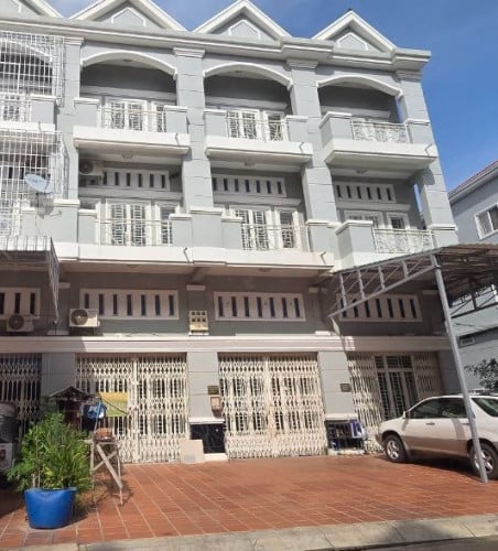 ផ្ទះអាជិវកម្ម​ shophouse សល់មុខផ្ទះវែង លេីផ្លូវរដ្ឋ16ម៉ែត្រ​ បុរីភ្នំពេញសុខសាន្តគម្រោង៧