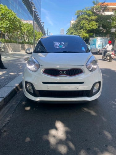 Kia morning ឆ្នាំ2012 full option បើកដំបូល ABS មុខក្រោយ