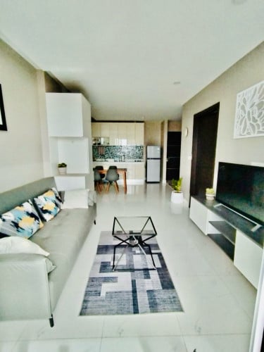 Luxury One bedroom for rent at Vista Condo