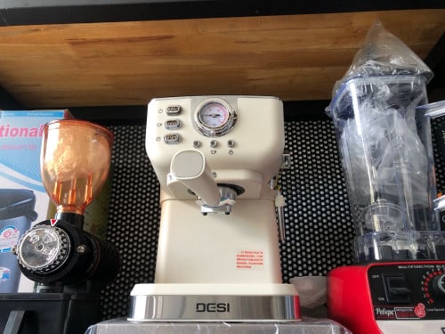 Set machine coffee, grinder, blender