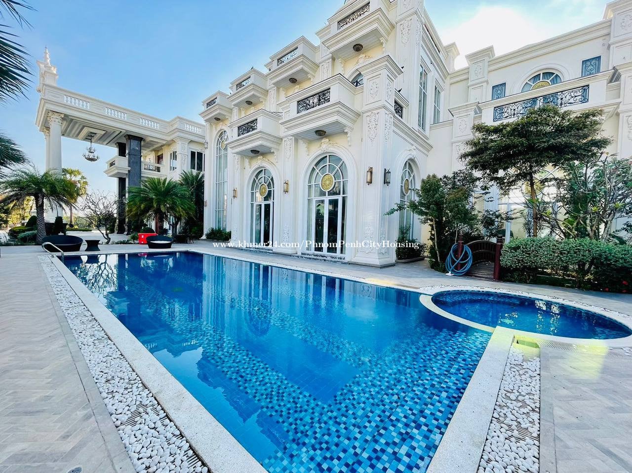VILLA FOR RENT-CHBAR AMPOV