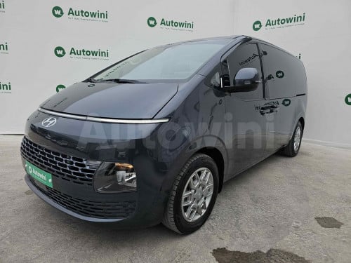 2022 Hyundai Staria 2.2D ប្រើម៉ាស៊ូត 11កៅអី តម្លៃនាំចូលសរុប $38,856