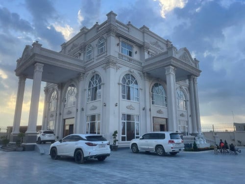 Big villa king near AEON 2 & Grand Phnom Penh