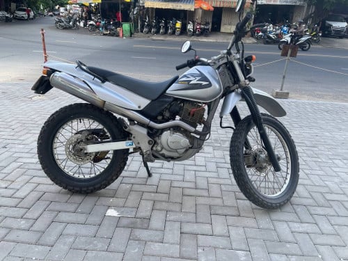 Honda SL ស្អាតផែន90%