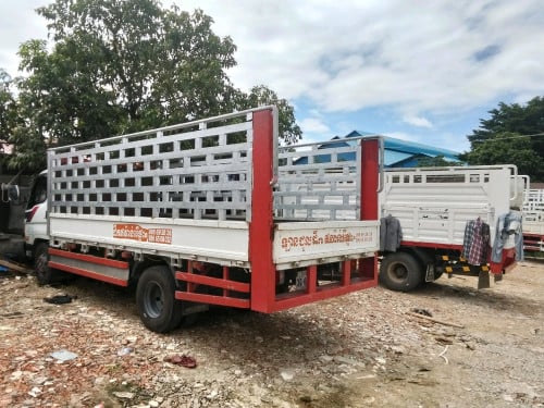 ឡានជួលដឹកទំនិញគ្រប់ប្រភេទ