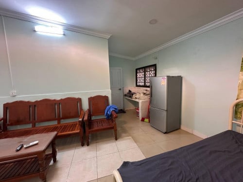 បន្ទប់ជាន់ទី1 សម្រាប់ជួល​ 1st floor for rent