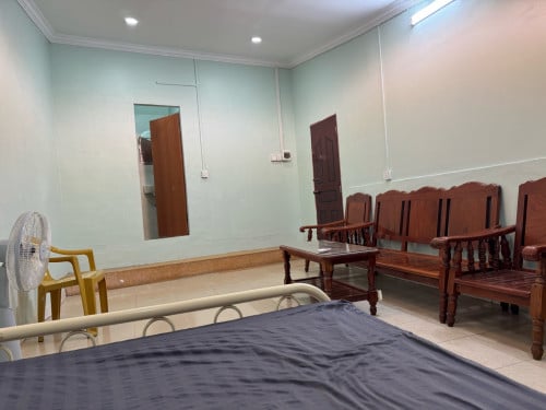 បន្ទប់ជាន់ទី1 សម្រាប់ជួល​ 1st floor for rent