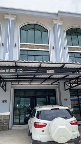 ផ្ទះអាជីកម្ម លក់បន្ទាន់